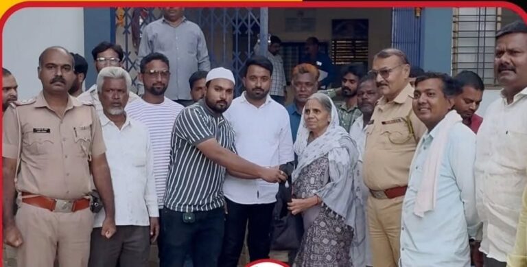 नंदिर: शेख राज मोहम्मद ऑटो ड्रायव्हरने प्रामाणिकपणाचे उदाहरण सेट केले: