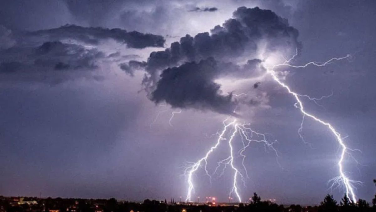 मग मोठा धोका, अनेक राज्यांमध्ये अतिवृष्टीचा हाय अलर्ट, पुढील ४८ तास धोकादायक, महाराष्ट्रासाठी नवा इशारा :