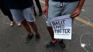 ‘मी दलित नसतो तर मला लघवी करायला लावली असती का?’ :