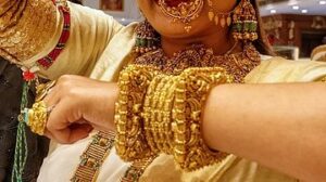 सोन्याच्या दरात मोठा बदल, कसा असेल बाजार? :