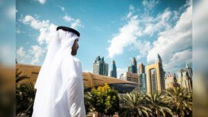 दुबईच्या अब्जाधीश शेखच्या मुलाने हॉटेलमध्ये भांडी का धुवली? हे ऐकून तुमचा अभिमानही तुटतो