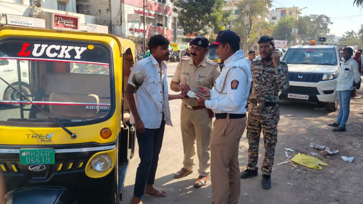 नांदेडमध्ये वाहतूक पोलिसांची मोठी कारवाई, 284 गुन्हे दाखल