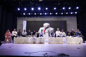 आयडियल ग्रुप ऑफ स्कूल्स अँड ज्युनियर कॉलेज, ठाण्यातील वार्षिक सांस्कृतिक जलसा, भव्य शैलीत आयोजित करण्यात आला, विद्यार्थ्यांच्या कला, सामाजिक संदेश आणि शैक्षणिक उत्साहाने उपस्थितांना भुरळ घातली.