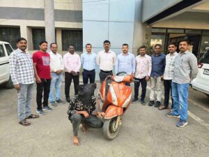 जबरी चोरी करणाऱ्या टोळीला स्थानिक गुन्हे शाखा नांदेडने अटक, 35 हजार रुपयांचा चोरीचा माल जप्त.