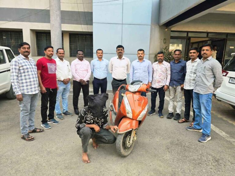 जबरी चोरी करणाऱ्या टोळीला स्थानिक गुन्हे शाखा नांदेडने अटक, 35 हजार रुपयांचा चोरीचा माल जप्त.