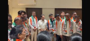 राष्ट्रवादी काँग्रेसचे (शरद पवार) ईशान्य मुंबई जिल्हाध्यक्ष धनंजय पिसाळ यांनी सहकाऱ्यांसह राष्ट्रवादी काँग्रेसमध्ये प्रवेश केला.