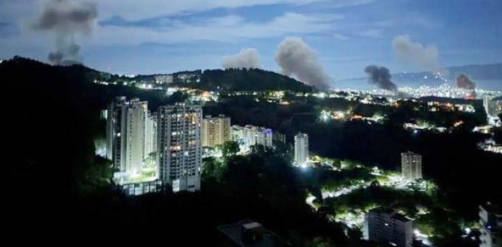 व्हेनेझुएलावर अमेरिकेचा हल्ला, संरक्षणमंत्र्यांचे घर आणि लष्करी तळाला लक्ष्य :