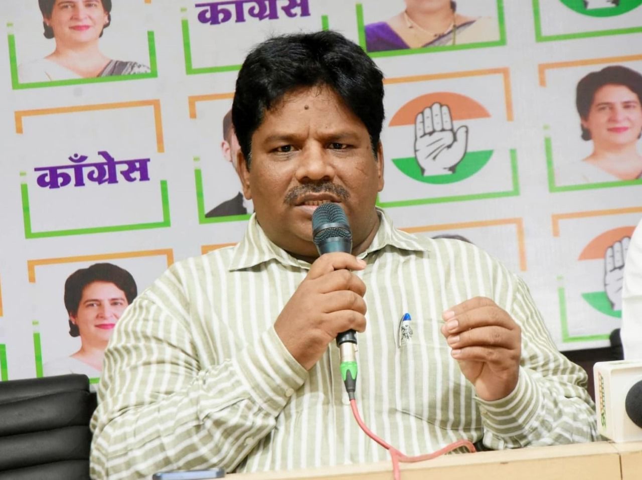 सुरेशचंद्र राजहंस प्रभाग क्रमांक २६ मधील काँग्रेसचे उमेदवार