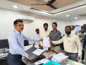 25% RTE प्रवेशांवर बेकायदेशीर अंतर निर्बंधांविरोधात मुख्यमंत्र्यांना निवेदन सादर