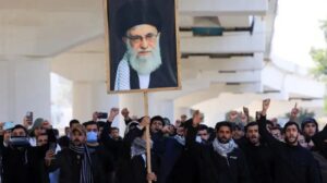 इराणने ‘खूप कठोर’ हल्ला करण्याचा प्रयत्न करू नये, जर तसे केले तर अमेरिका ‘आधी कधीही न पाहिलेल्या शक्तीने प्रत्युत्तर देईल.’