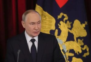 ट्रम्प यांनी इराणकडून ‘बिनशर्त आत्मसमर्पण’ करण्याची मागणी केली, रशियाच्या पाठिंब्याबद्दल इराणचे अध्यक्ष पुतिन यांचे आभार