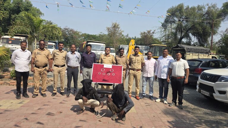 नांदेड : पोलिसांची संयुक्त कारवाई, जबरी चोरीचा गंभीर गुन्हा उघड, 1 लाख 10 हजार रुपयांची मालमत्ता जप्त.