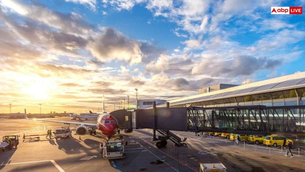 जेवर एयरपोर्ट पर नौकरी का युवाओं के पास बड़ा मौका, इतनी मिलेगी सैलरी; जानें कैसे करें आवेदन